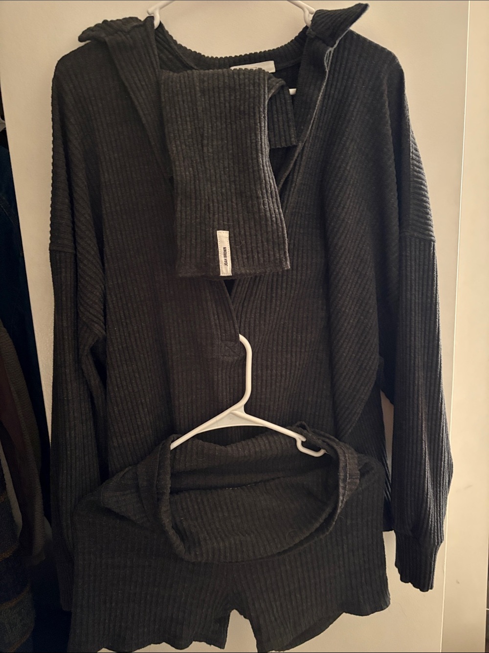 Joah Brown Dark Charcoal Ribbed Set